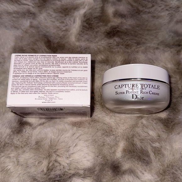 Dior Capture Totale C.E.L.L. Energy Super Potent Rich Creme, 1.7-oz. - Picture 2 of 4